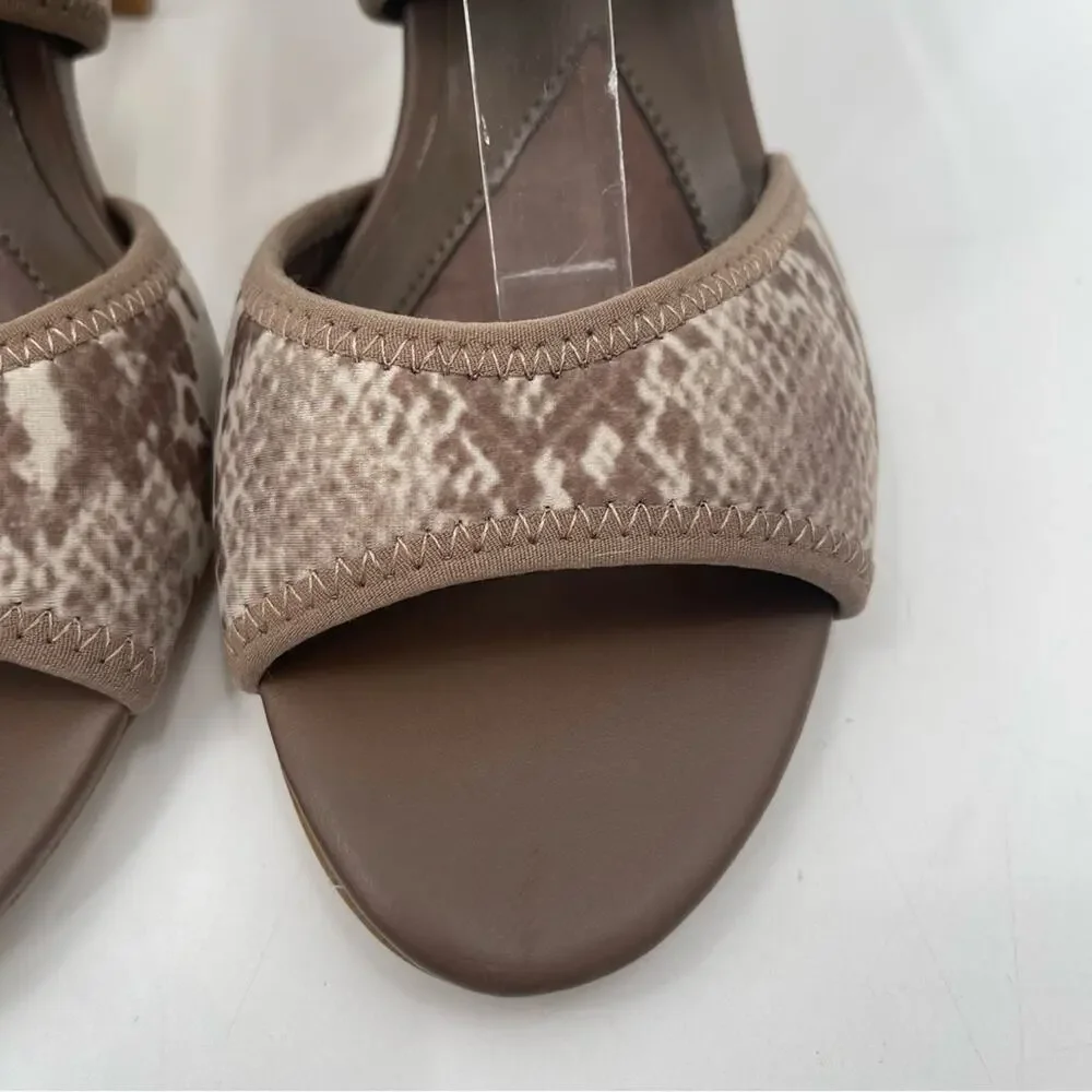 NEW ISOLA Shoes Size 9 Neoprene Snakeskin Nude Natural Gold Zipper Animal NWOT